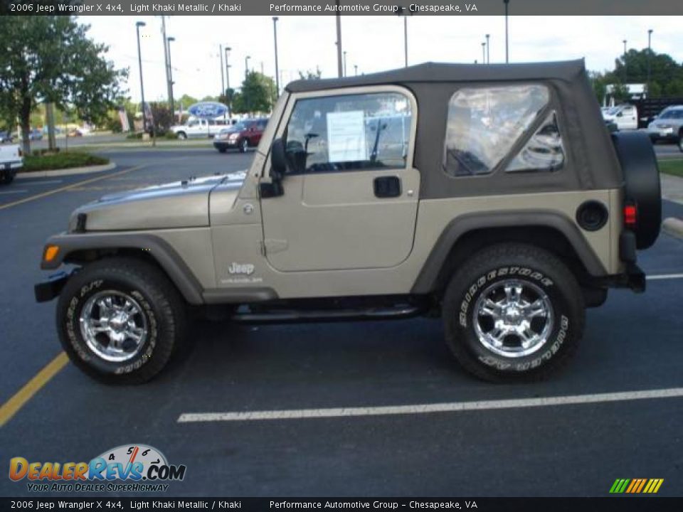 2006 Jeep Wrangler X 4x4 Light Khaki Metallic / Khaki Photo #2