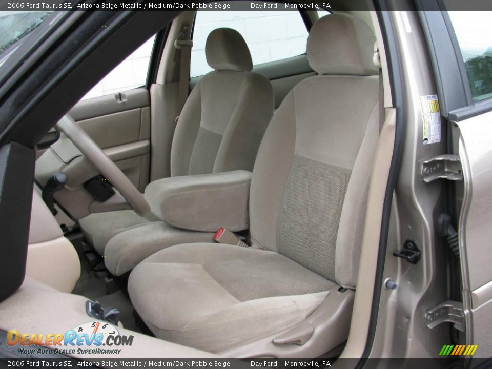 2006 Ford Taurus SE Arizona Beige Metallic / Medium/Dark Pebble Beige Photo #9