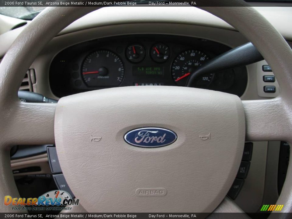 2006 Ford Taurus SE Arizona Beige Metallic / Medium/Dark Pebble Beige Photo #12