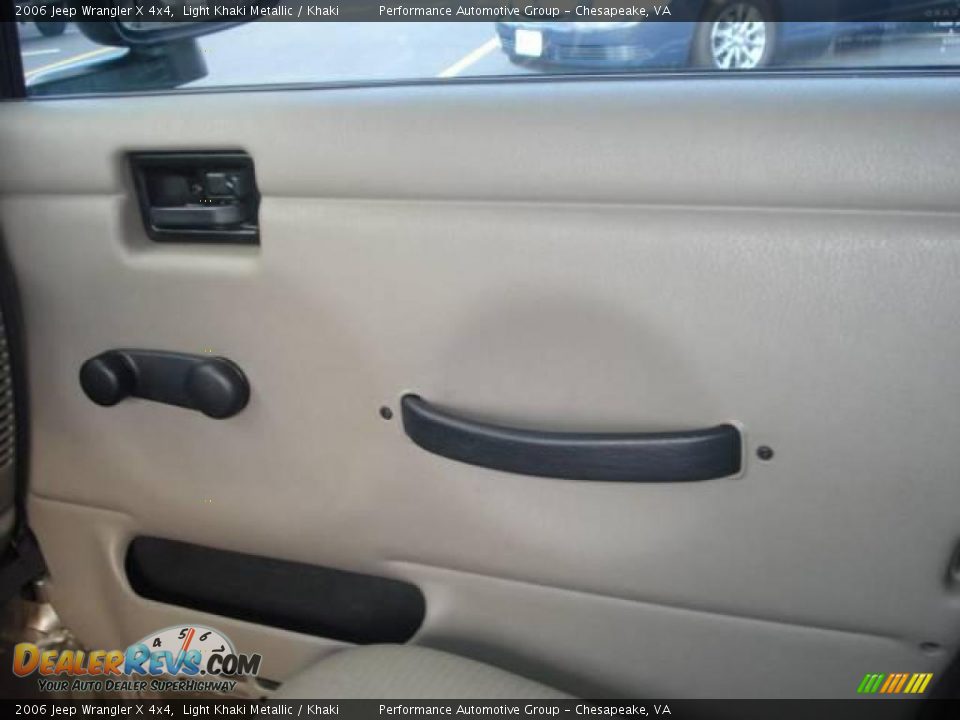 2006 Jeep Wrangler X 4x4 Light Khaki Metallic / Khaki Photo #13