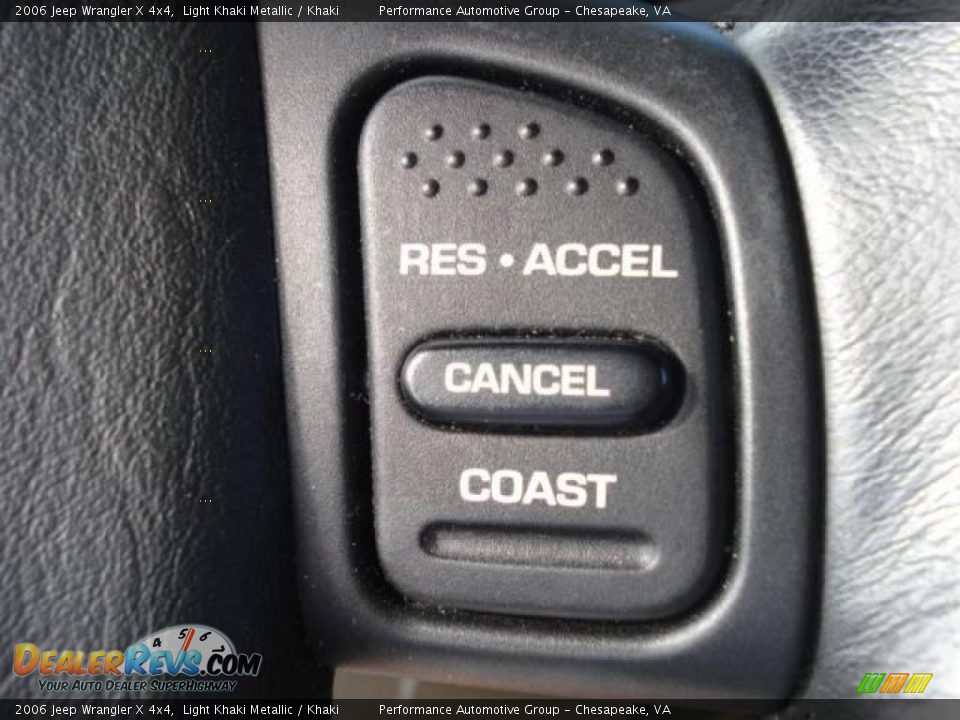 2006 Jeep Wrangler X 4x4 Light Khaki Metallic / Khaki Photo #20