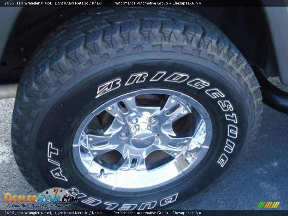 2006 Jeep Wrangler X 4x4 Light Khaki Metallic / Khaki Photo #29