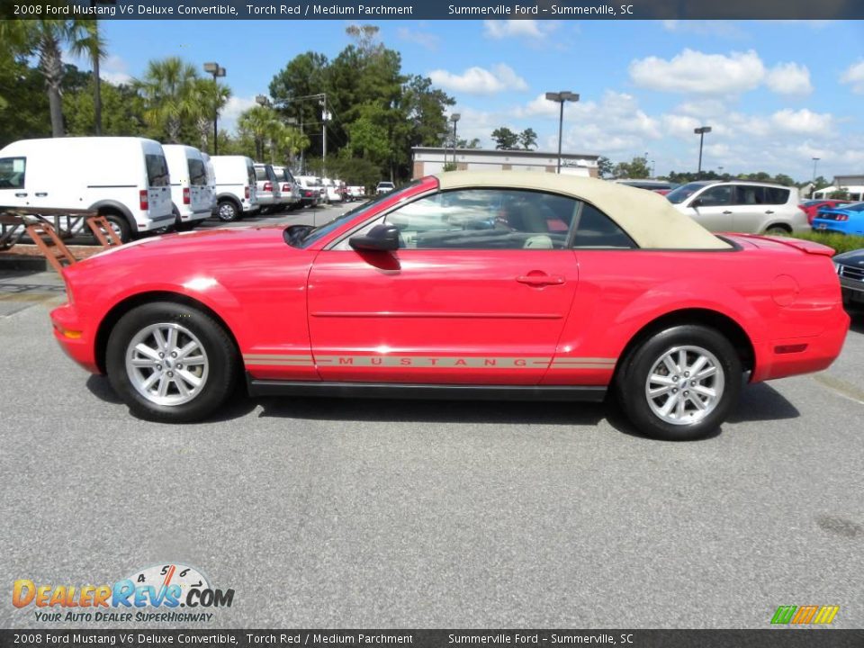 2008 Ford Mustang V6 Deluxe Convertible Torch Red / Medium Parchment Photo #2
