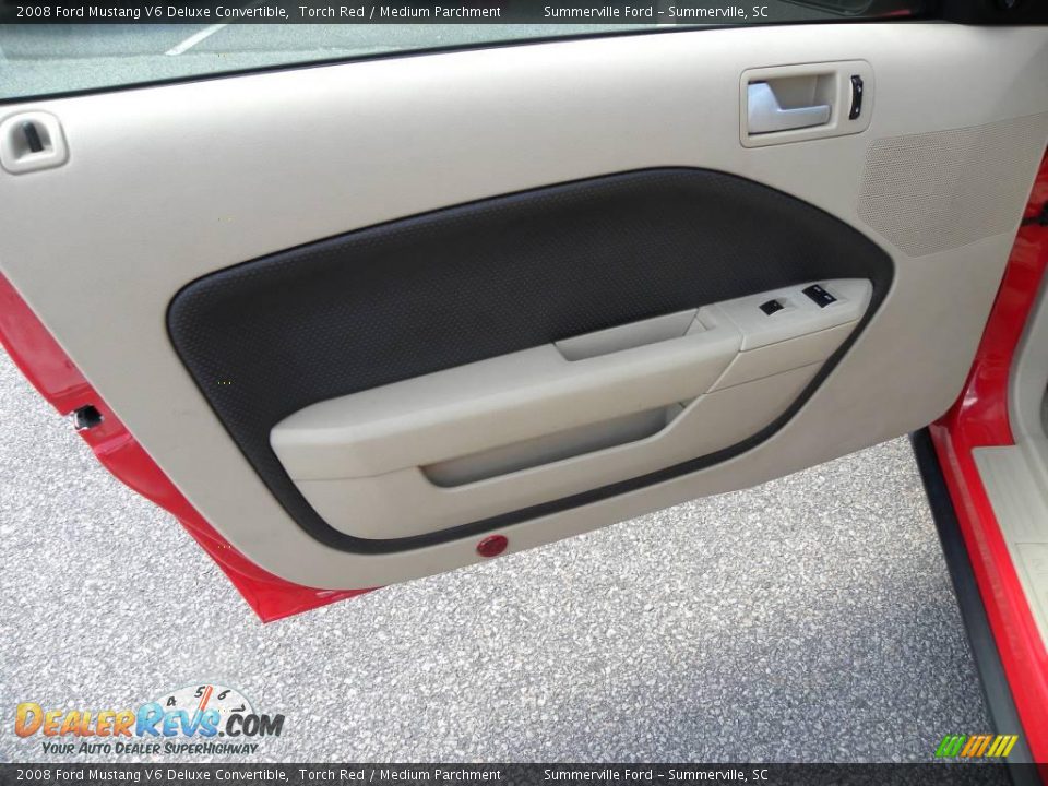 2008 Ford Mustang V6 Deluxe Convertible Torch Red / Medium Parchment Photo #5