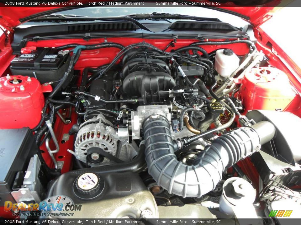 2008 Ford Mustang V6 Deluxe Convertible Torch Red / Medium Parchment Photo #16