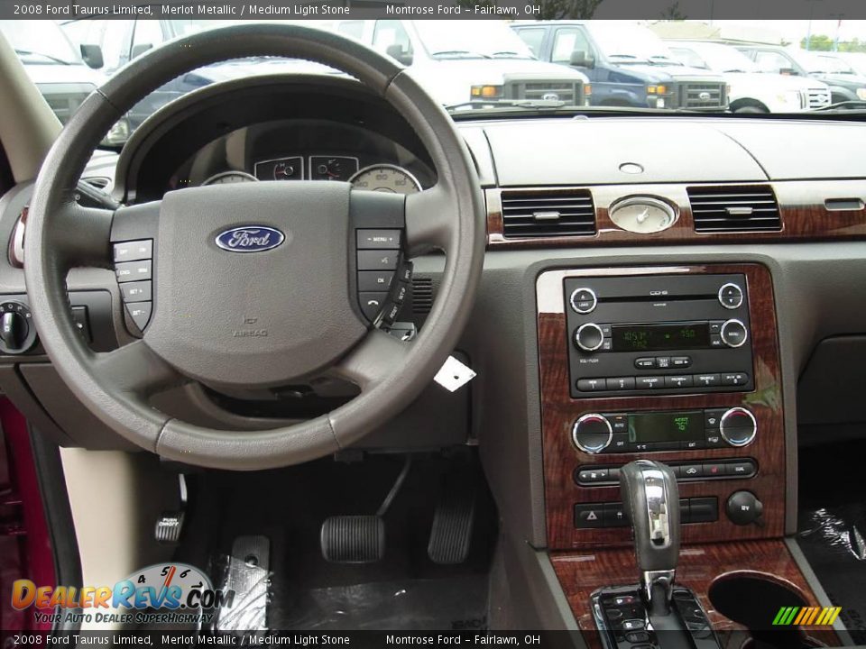 2008 Ford Taurus Limited Merlot Metallic / Medium Light Stone Photo #17