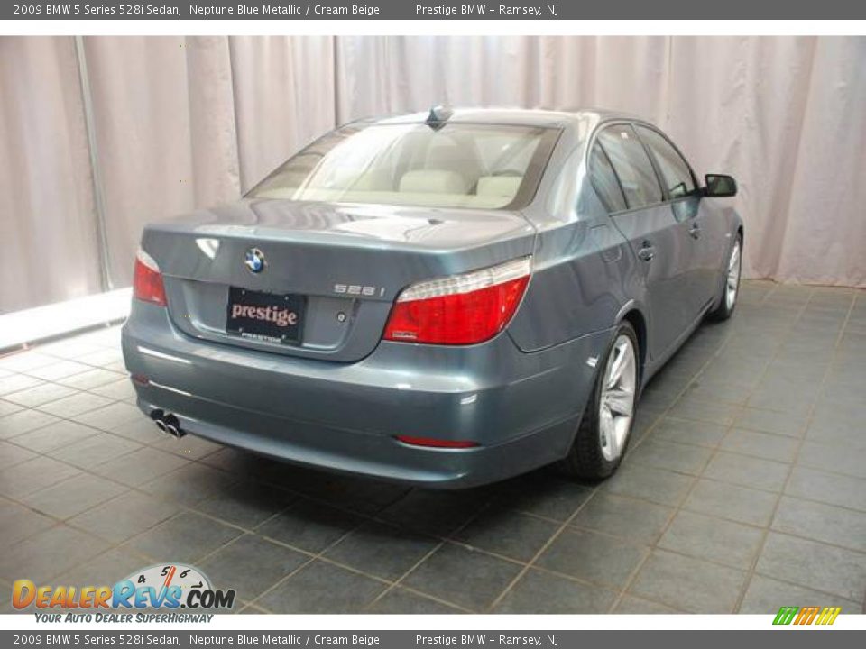 2009 BMW 5 Series 528i Sedan Neptune Blue Metallic / Cream Beige Photo #2