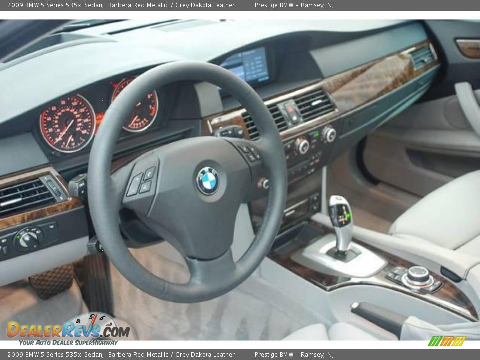 2009 BMW 5 Series 535xi Sedan Barbera Red Metallic / Grey Dakota Leather Photo #3