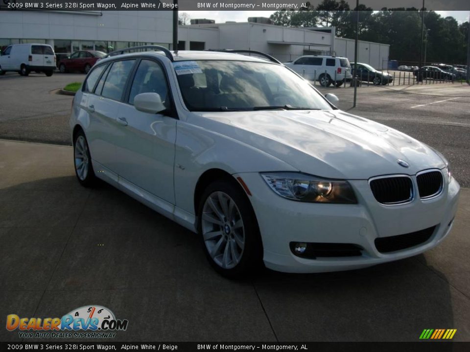 2009 BMW 3 Series 328i Sport Wagon Alpine White / Beige Photo #2