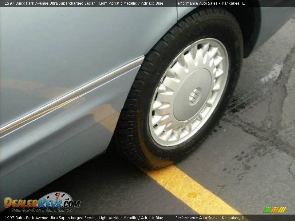 1997 Buick Park Avenue Ultra Supercharged Sedan Light Adriatic Metallic / Adriatic Blue Photo #17