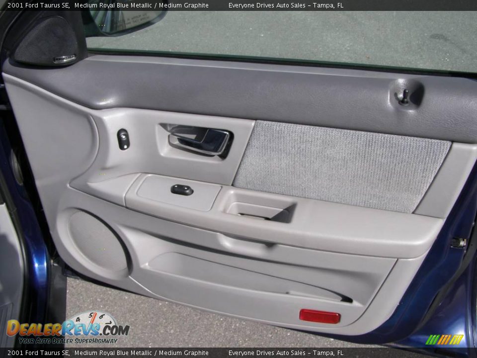 2001 Ford Taurus SE Medium Royal Blue Metallic / Medium Graphite Photo #21