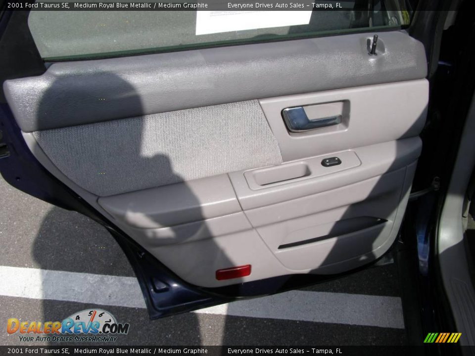 2001 Ford Taurus SE Medium Royal Blue Metallic / Medium Graphite Photo #22