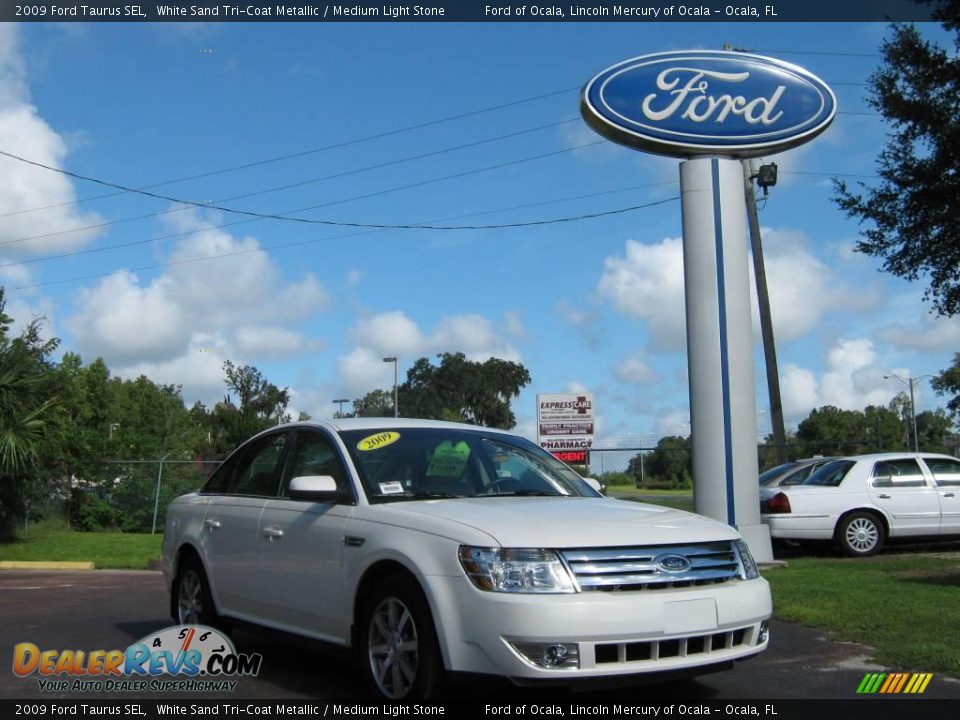 2009 Ford Taurus SEL White Sand Tri-Coat Metallic / Medium Light Stone Photo #1