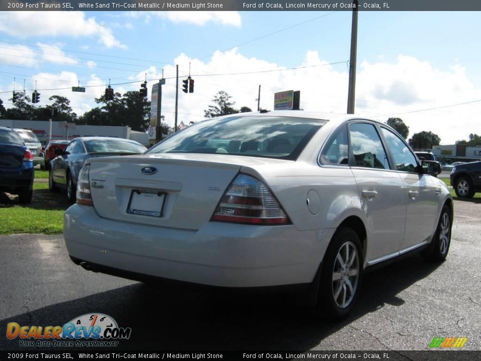 2009 Ford Taurus SEL White Sand Tri-Coat Metallic / Medium Light Stone Photo #3