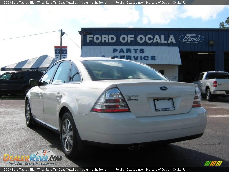 2009 Ford Taurus SEL White Sand Tri-Coat Metallic / Medium Light Stone Photo #5