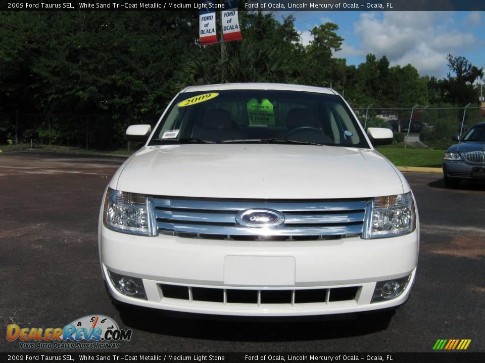 2009 Ford Taurus SEL White Sand Tri-Coat Metallic / Medium Light Stone Photo #8