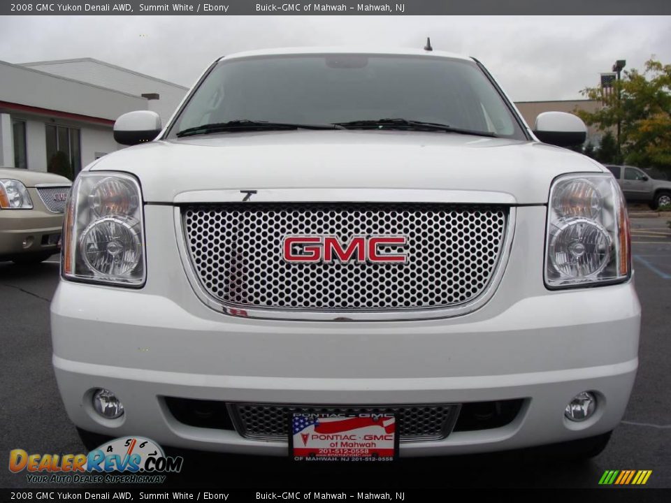 2008 GMC Yukon Denali AWD Summit White / Ebony Photo #2