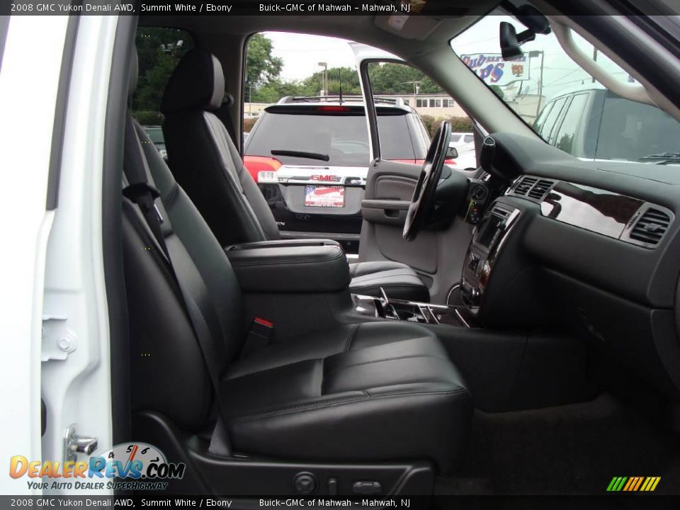 2008 GMC Yukon Denali AWD Summit White / Ebony Photo #16