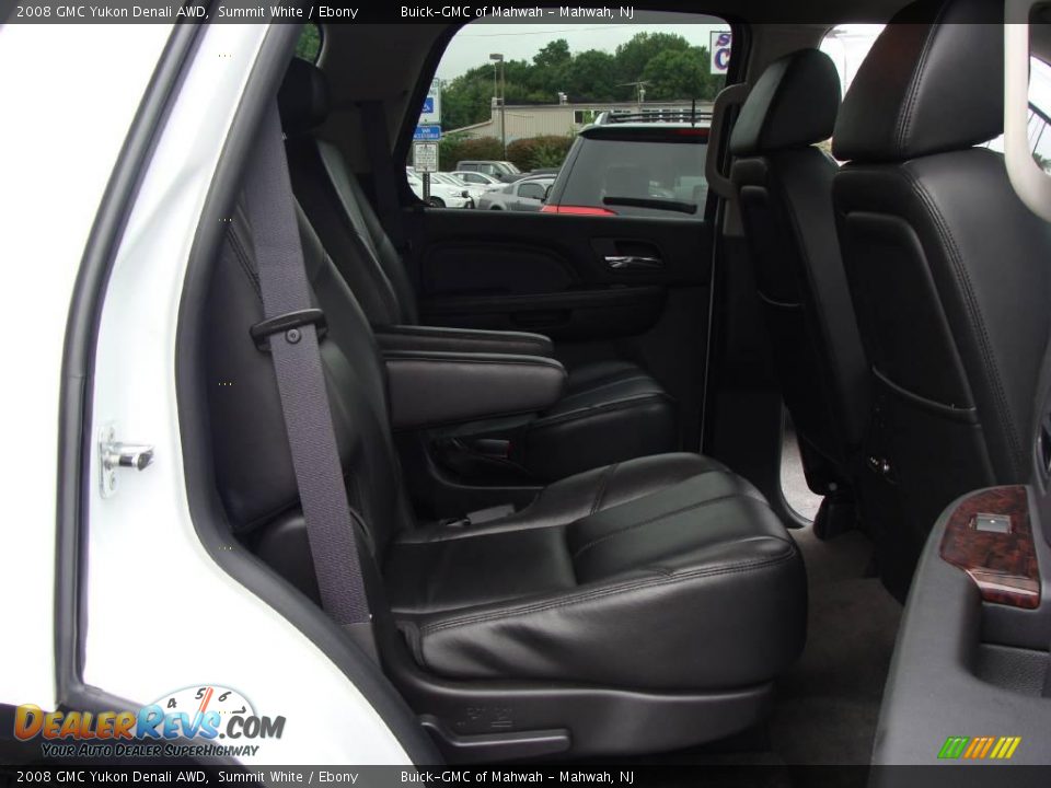 2008 GMC Yukon Denali AWD Summit White / Ebony Photo #17
