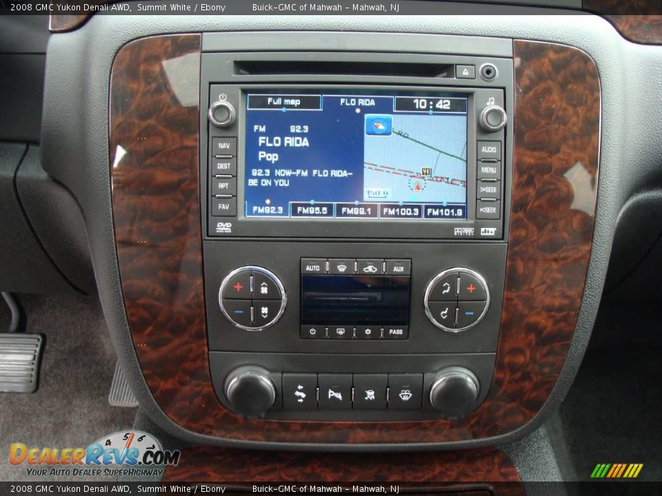 2008 GMC Yukon Denali AWD Summit White / Ebony Photo #23