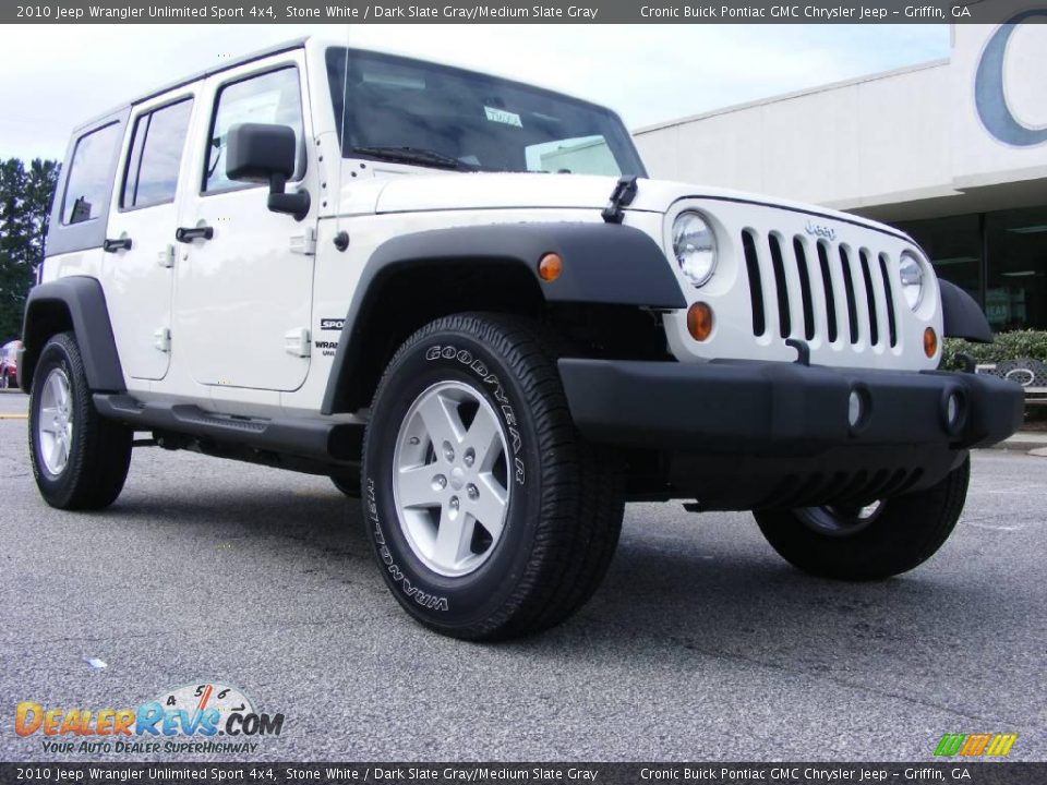 2010 Jeep Wrangler Unlimited Sport 4x4 Stone White / Dark Slate Gray/Medium Slate Gray Photo #2