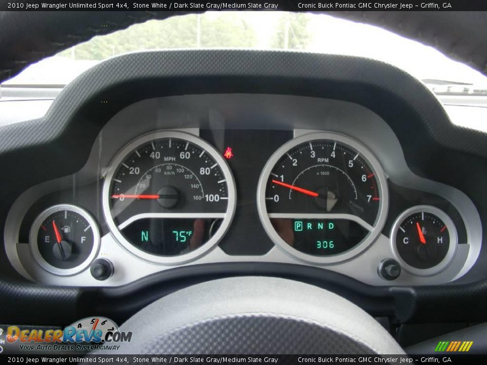 2010 Jeep Wrangler Unlimited Sport 4x4 Stone White / Dark Slate Gray/Medium Slate Gray Photo #19