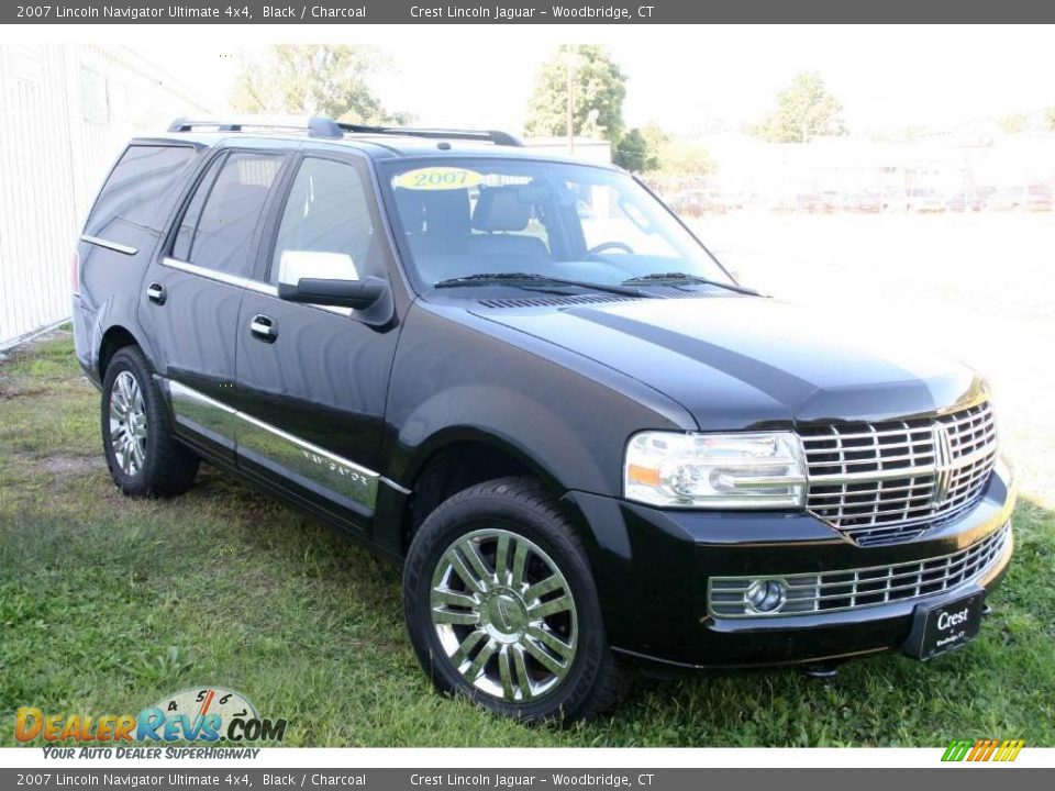 2007 Lincoln Navigator Ultimate 4x4 Black / Charcoal Photo #3