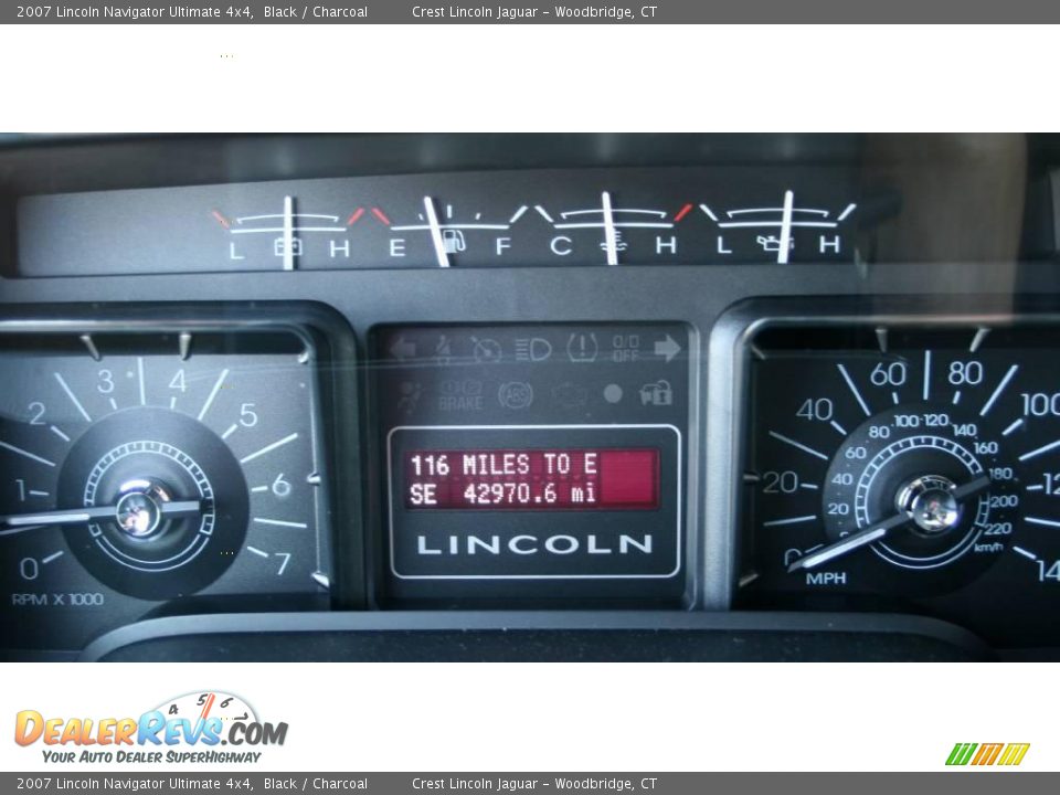 2007 Lincoln Navigator Ultimate 4x4 Black / Charcoal Photo #20