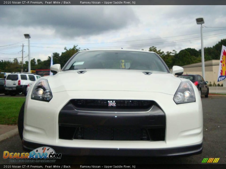 2010 Nissan GT-R Premium Pearl White / Black Photo #2
