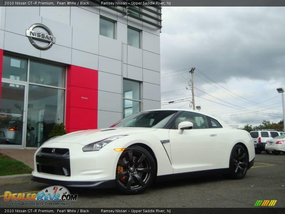 2010 Nissan GT-R Premium Pearl White / Black Photo #4