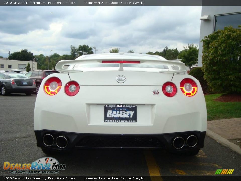 2010 Nissan GT-R Premium Pearl White / Black Photo #8