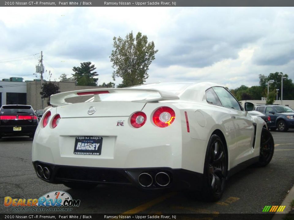 2010 Nissan GT-R Premium Pearl White / Black Photo #9