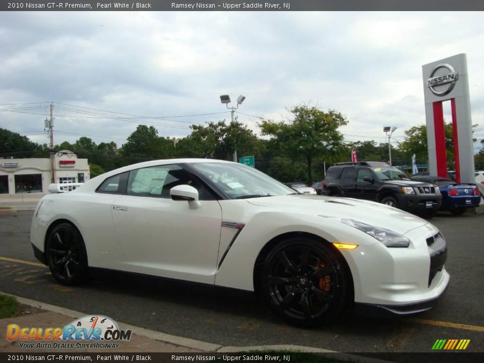 2010 Nissan GT-R Premium Pearl White / Black Photo #12