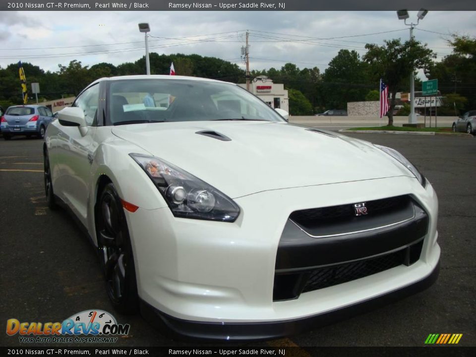 2010 Nissan GT-R Premium Pearl White / Black Photo #14