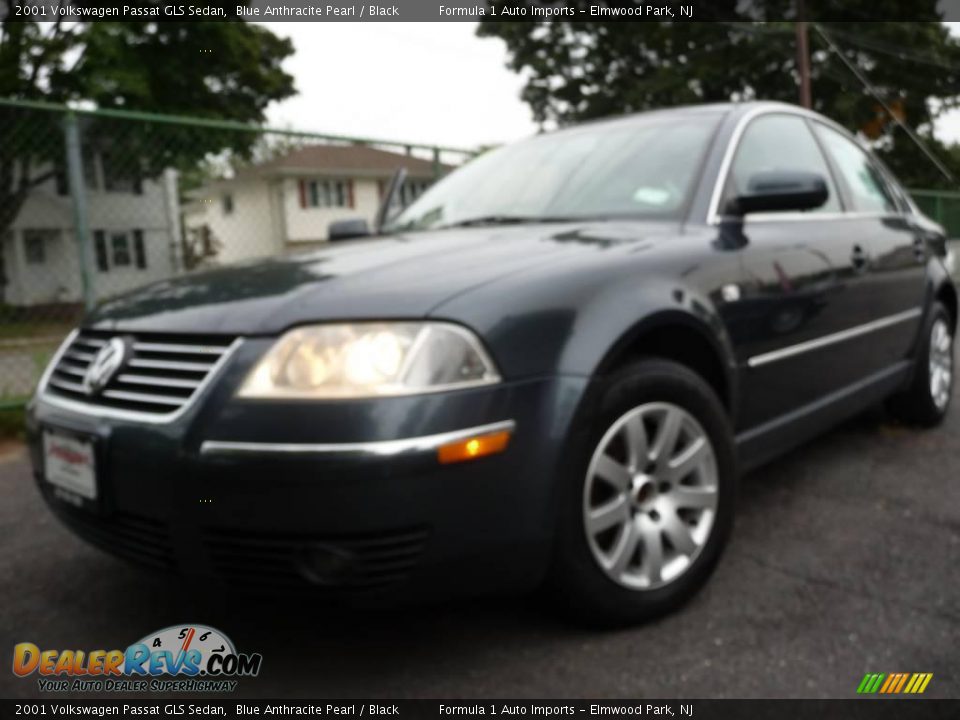 2001 Volkswagen Passat GLS Sedan Blue Anthracite Pearl / Black Photo #2