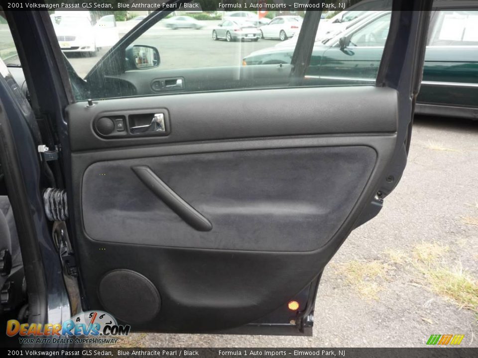 2001 Volkswagen Passat GLS Sedan Blue Anthracite Pearl / Black Photo #20