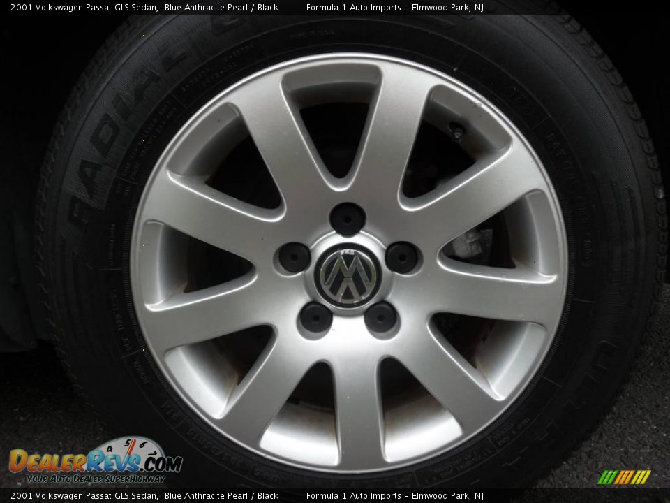 2001 Volkswagen Passat GLS Sedan Blue Anthracite Pearl / Black Photo #25
