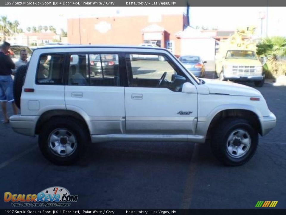 1997 Suzuki Sidekick Sport JLX 4 Door 4x4 Polar White / Gray Photo #5