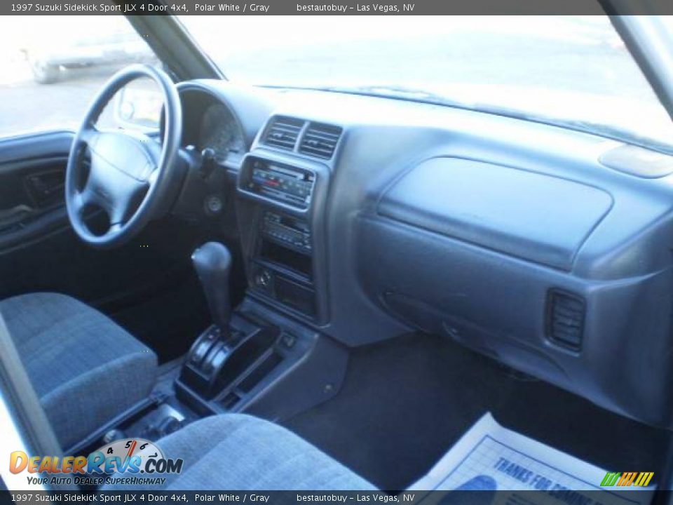 1997 Suzuki Sidekick Sport JLX 4 Door 4x4 Polar White / Gray Photo #33
