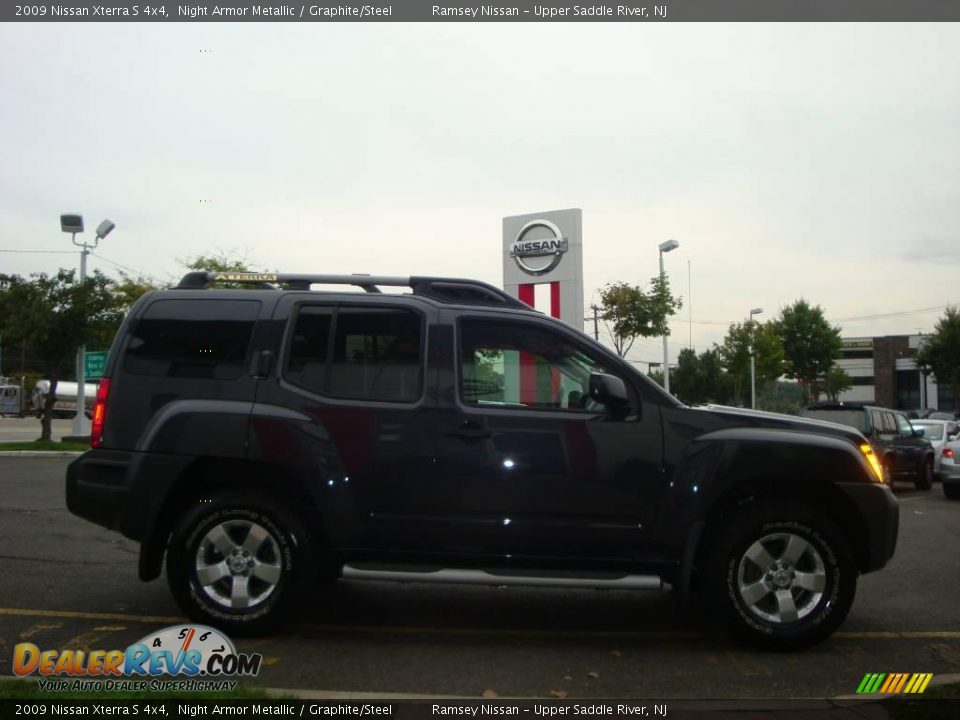 2009 Nissan Xterra S 4x4 Night Armor Metallic / Graphite/Steel Photo #12