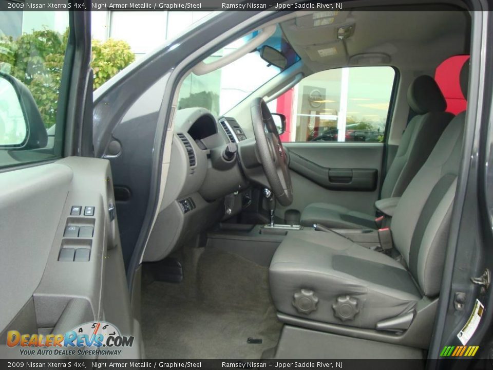 2009 Nissan Xterra S 4x4 Night Armor Metallic / Graphite/Steel Photo #31