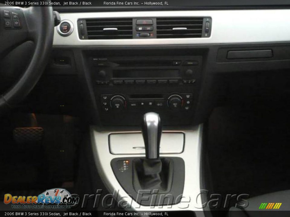 2006 BMW 3 Series 330i Sedan Jet Black / Black Photo #18