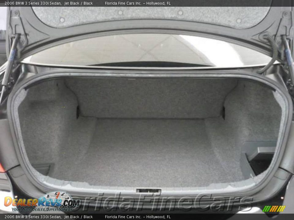 2006 BMW 3 Series 330i Sedan Jet Black / Black Photo #10