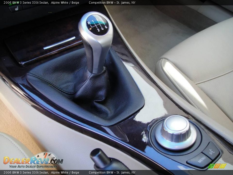 2006 BMW 3 Series 330i Sedan Alpine White / Beige Photo #13