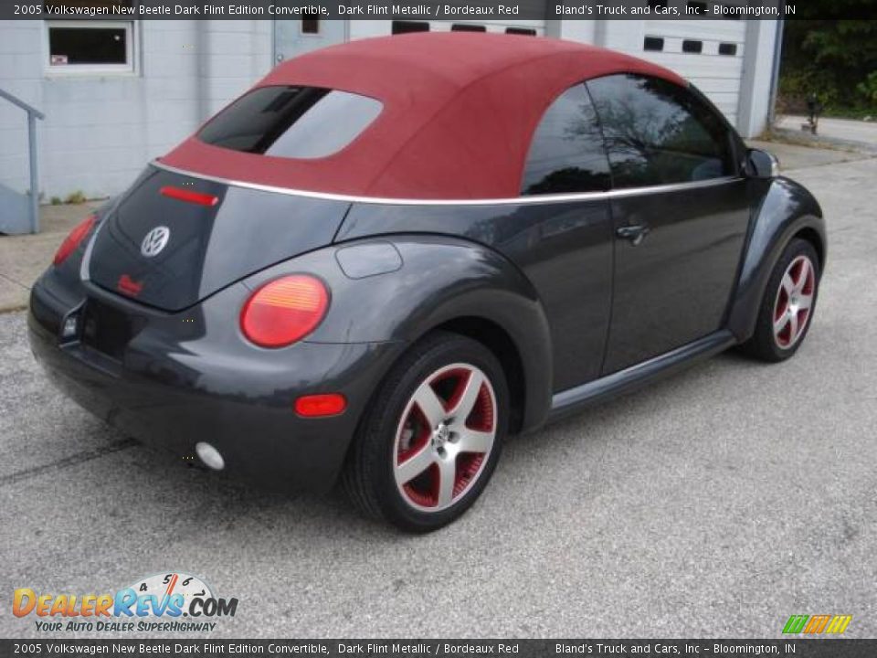 2005 Volkswagen New Beetle Dark Flint Edition Convertible Dark Flint Metallic / Bordeaux Red Photo #3