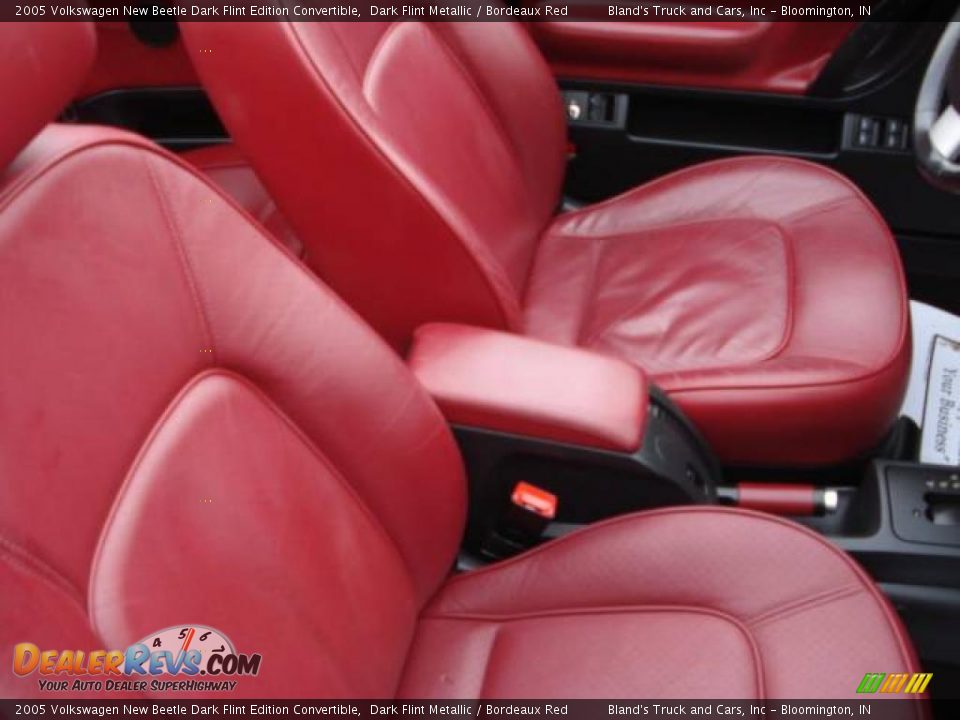 2005 Volkswagen New Beetle Dark Flint Edition Convertible Dark Flint Metallic / Bordeaux Red Photo #23