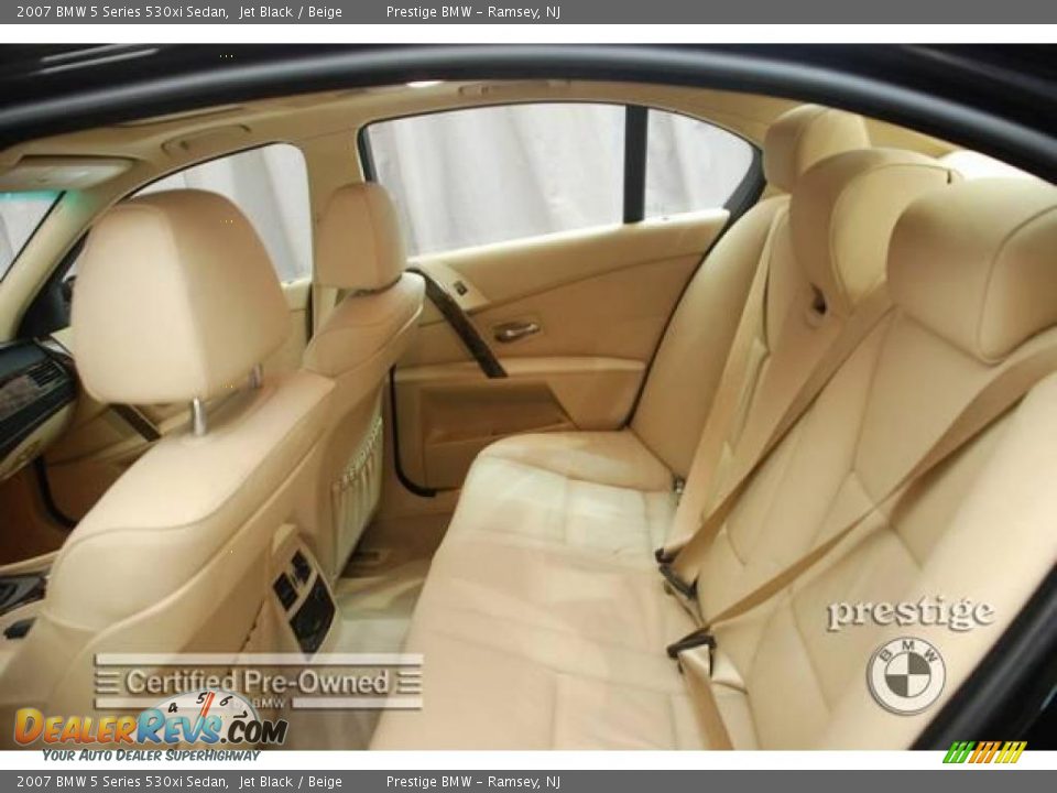 2007 BMW 5 Series 530xi Sedan Jet Black / Beige Photo #4