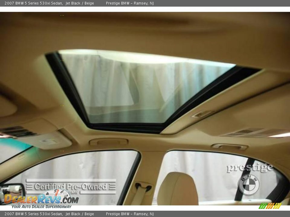 2007 BMW 5 Series 530xi Sedan Jet Black / Beige Photo #8