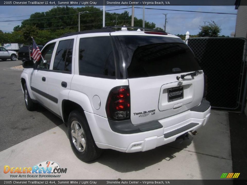 2005 Chevrolet TrailBlazer LS 4x4 Summit White / Light Gray Photo #4