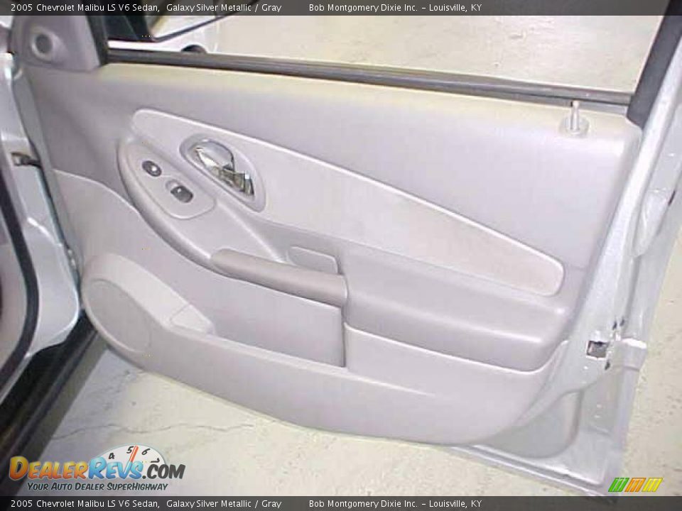 2005 Chevrolet Malibu LS V6 Sedan Galaxy Silver Metallic / Gray Photo #6